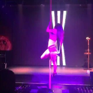 鋼管舞培訓 釋放身體潛力的藝術與健身之旅